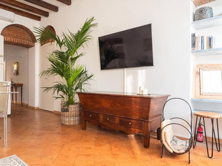 Romantic Flat On Navigli River By Easylife 米兰 外观 照片